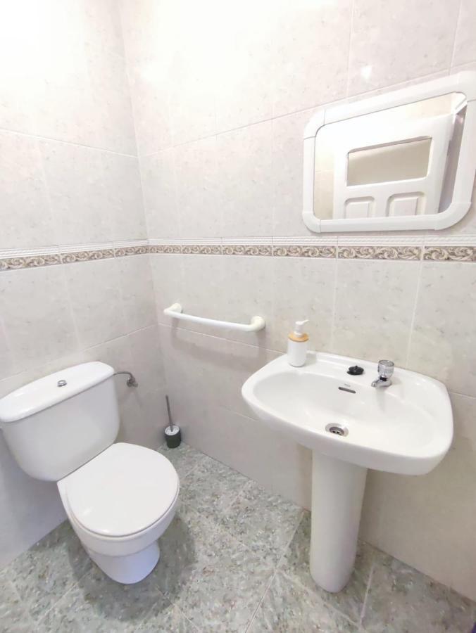 147A Apartamento La Arena 3 Dormitorios Gijón Exterior foto