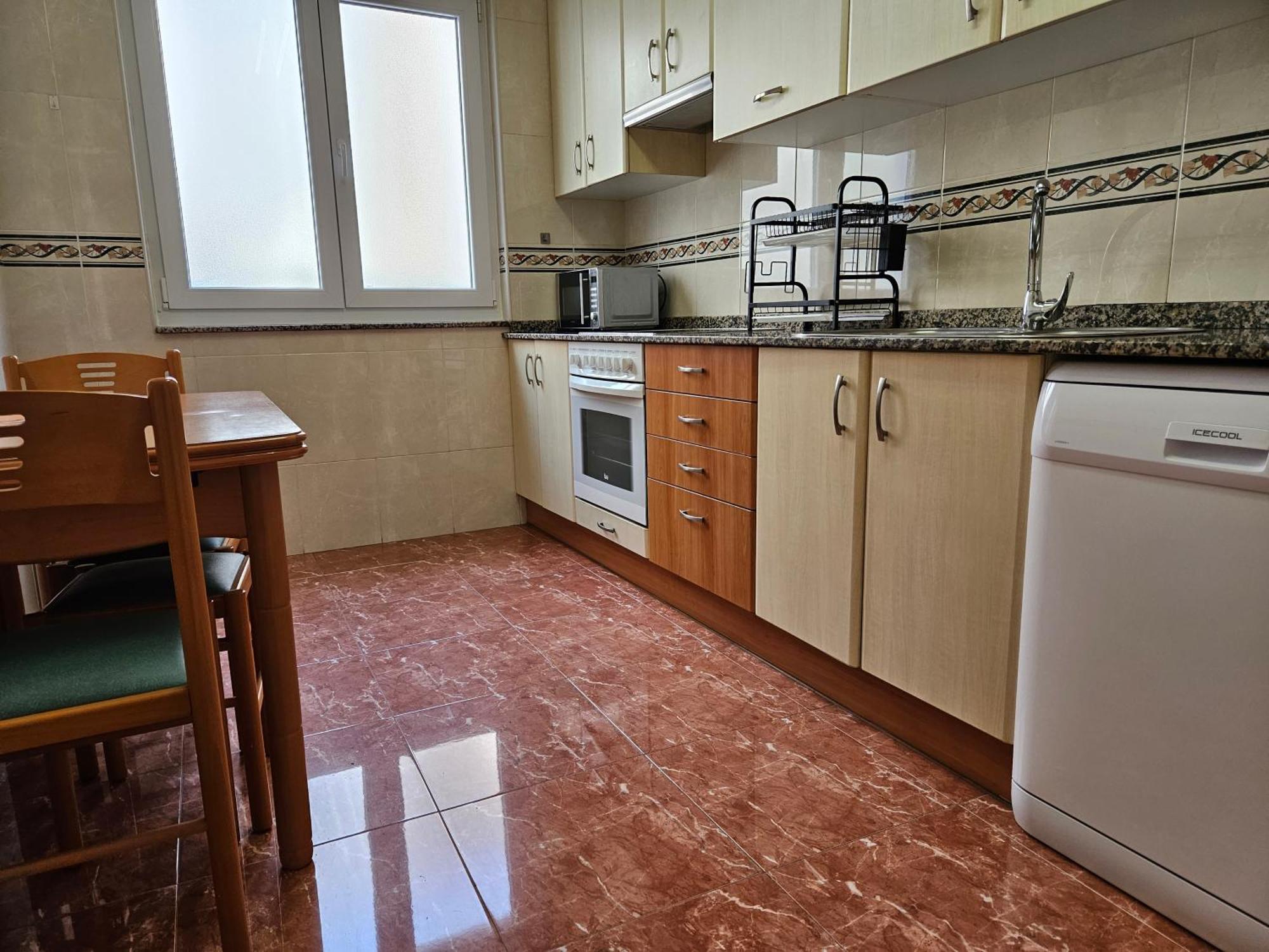147A Apartamento La Arena 3 Dormitorios Gijón Exterior foto